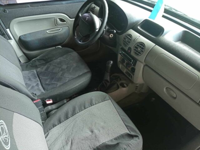 Белый Рено Кенгу Экспресс, объемом двигателя 1.5 л и пробегом 231 тыс. км за 4100 $, фото 10 на Automoto.ua