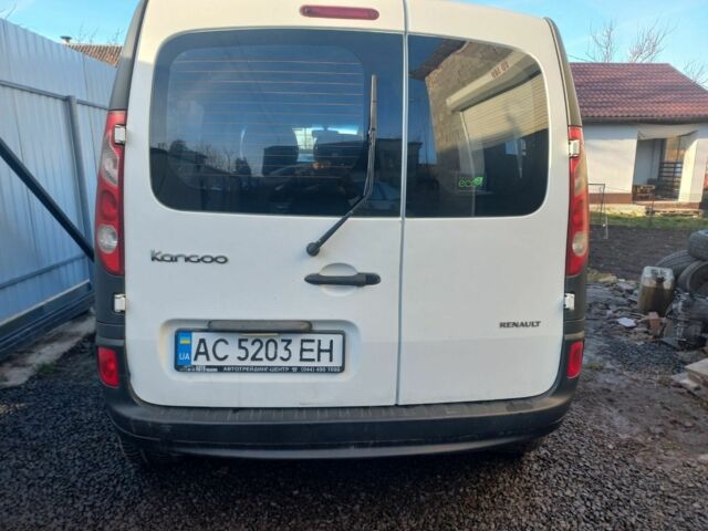 Белый Рено Кенгу Экспресс, объемом двигателя 0 л и пробегом 37 тыс. км за 4579 $, фото 4 на Automoto.ua