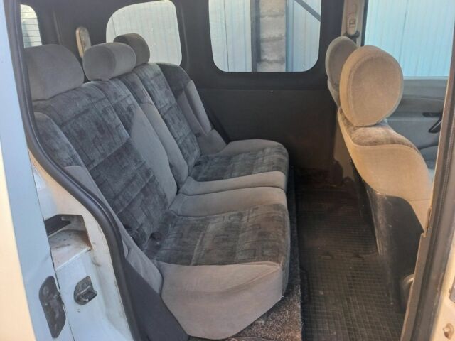 Белый Рено Кенгу Экспресс, объемом двигателя 0 л и пробегом 37 тыс. км за 4579 $, фото 7 на Automoto.ua