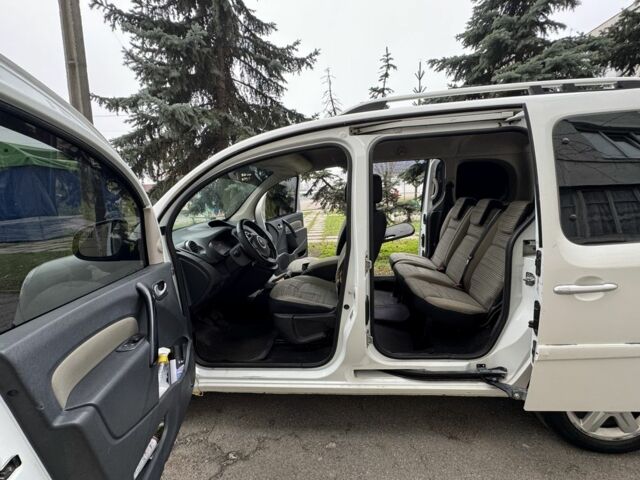 Белый Рено Кенгу Экспресс, объемом двигателя 1.5 л и пробегом 329 тыс. км за 5199 $, фото 6 на Automoto.ua