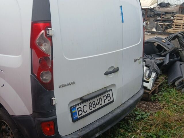 Белый Рено Кенгу Экспресс, объемом двигателя 1.5 л и пробегом 215 тыс. км за 1700 $, фото 6 на Automoto.ua