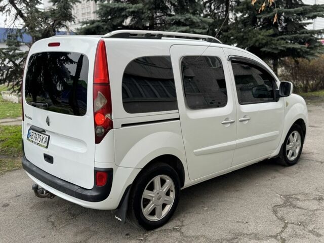 Белый Рено Кенгу Экспресс, объемом двигателя 1.5 л и пробегом 329 тыс. км за 5199 $, фото 7 на Automoto.ua