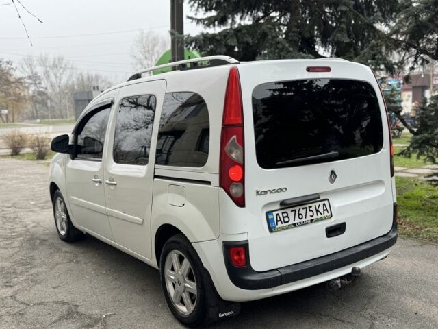 Белый Рено Кенгу Экспресс, объемом двигателя 1.5 л и пробегом 329 тыс. км за 5199 $, фото 2 на Automoto.ua