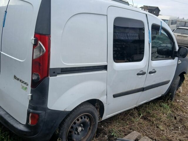 Белый Рено Кенгу Экспресс, объемом двигателя 1.5 л и пробегом 215 тыс. км за 1700 $, фото 2 на Automoto.ua