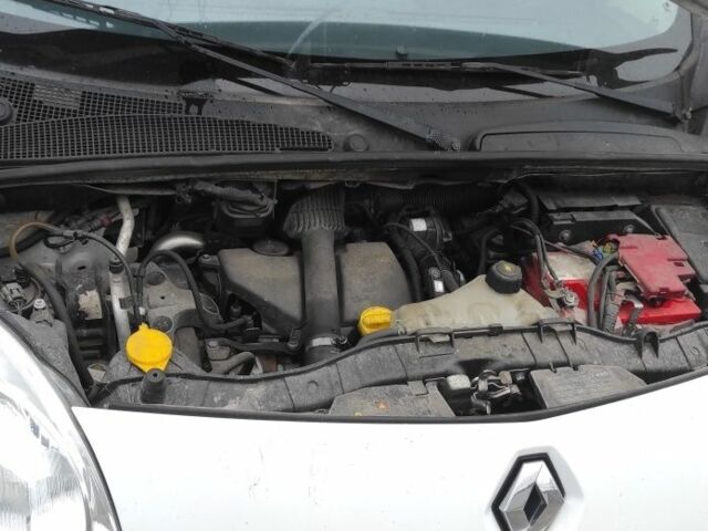 Белый Рено Кенгу Экспресс, объемом двигателя 1.5 л и пробегом 372 тыс. км за 5100 $, фото 5 на Automoto.ua