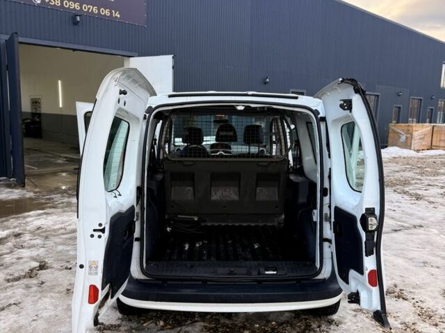 Білий Рено Кєнгу Експресс, об'ємом двигуна 0 л та пробігом 152 тис. км за 7200 $, фото 7 на Automoto.ua