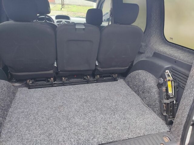 Білий Рено Кєнгу Експресс, об'ємом двигуна 1.5 л та пробігом 320 тис. км за 7400 $, фото 5 на Automoto.ua