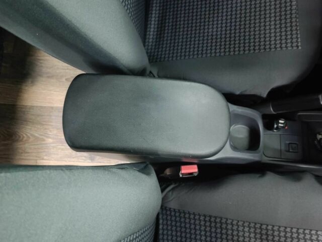 Белый Рено Кенгу Экспресс, объемом двигателя 1.5 л и пробегом 109 тыс. км за 9700 $, фото 17 на Automoto.ua