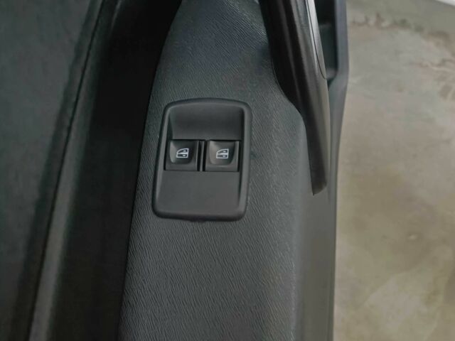 Белый Рено Кенгу Экспресс, объемом двигателя 1.5 л и пробегом 109 тыс. км за 9700 $, фото 18 на Automoto.ua