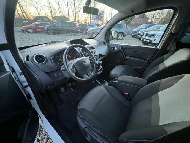 Белый Рено Кенгу Экспресс, объемом двигателя 1.5 л и пробегом 270 тыс. км за 10799 $, фото 15 на Automoto.ua