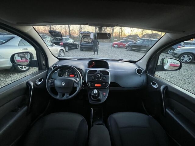 Белый Рено Кенгу Экспресс, объемом двигателя 1.5 л и пробегом 270 тыс. км за 10799 $, фото 11 на Automoto.ua