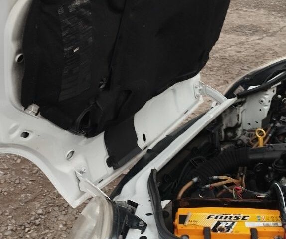 Білий Рено Кєнгу Експресс, об'ємом двигуна 1.5 л та пробігом 185 тис. км за 3700 $, фото 7 на Automoto.ua