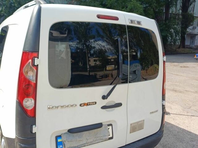 Белый Рено Кенгу Экспресс, объемом двигателя 0 л и пробегом 263 тыс. км за 6800 $, фото 3 на Automoto.ua