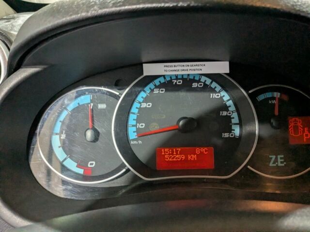 Белый Рено Кенгу Экспресс, объемом двигателя 0 л и пробегом 52 тыс. км за 8750 $, фото 14 на Automoto.ua