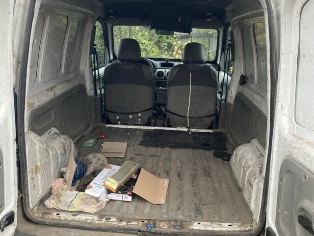 Рено Кенгу Экспресс 2001 в Чугуеве на Automoto.ua Белый Рено Кенгу Экспресс, объемом двигателя 1.9 л и пробегом 340 тыс. км за 2700 $, фото 8 на Automoto.ua