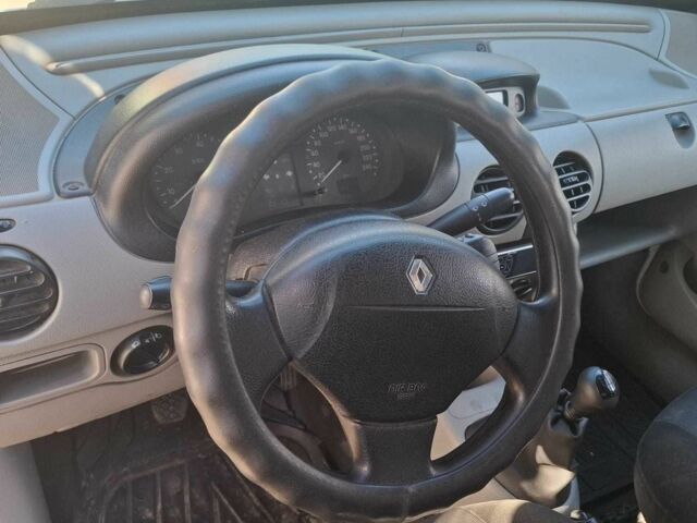 Белый Рено Кенгу Экспресс, объемом двигателя 1.9 л и пробегом 391 тыс. км за 2800 $, фото 4 на Automoto.ua