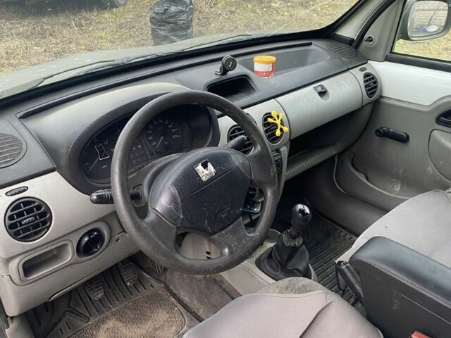 Рено Кенгу Экспресс 2001 в Чугуеве на Automoto.ua Белый Рено Кенгу Экспресс, объемом двигателя 1.9 л и пробегом 340 тыс. км за 2700 $, фото 5 на Automoto.ua