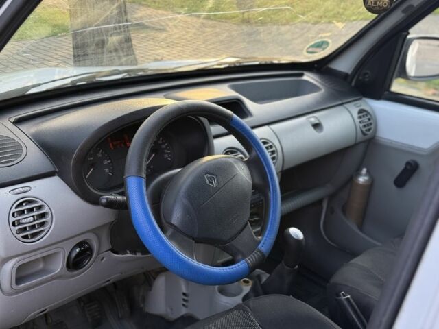 Білий Рено Кєнгу Експресс, об'ємом двигуна 1.5 л та пробігом 303 тис. км за 2300 $, фото 14 на Automoto.ua