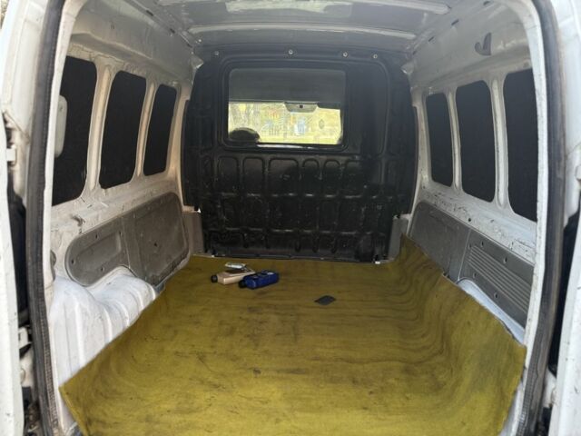 Білий Рено Кєнгу Експресс, об'ємом двигуна 1.5 л та пробігом 303 тис. км за 2300 $, фото 10 на Automoto.ua