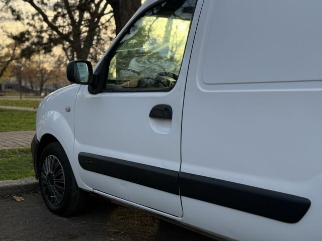 Білий Рено Кєнгу Експресс, об'ємом двигуна 1.5 л та пробігом 303 тис. км за 2300 $, фото 12 на Automoto.ua