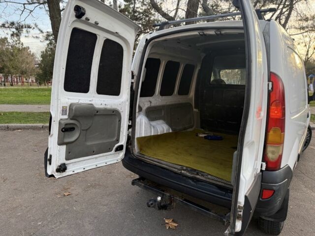 Білий Рено Кєнгу Експресс, об'ємом двигуна 1.5 л та пробігом 303 тис. км за 2300 $, фото 9 на Automoto.ua