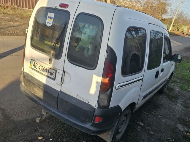 Белый Рено Кенгу Экспресс, объемом двигателя 1.4 л и пробегом 386 тыс. км за 1427 $, фото 2 на Automoto.ua