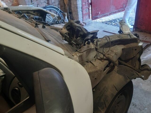 Белый Рено Кенгу Экспресс, объемом двигателя 0 л и пробегом 300 тыс. км за 1200 $, фото 5 на Automoto.ua