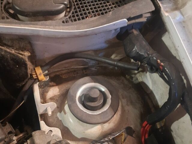 Белый Рено Кенгу Экспресс, объемом двигателя 0 л и пробегом 300 тыс. км за 1200 $, фото 9 на Automoto.ua