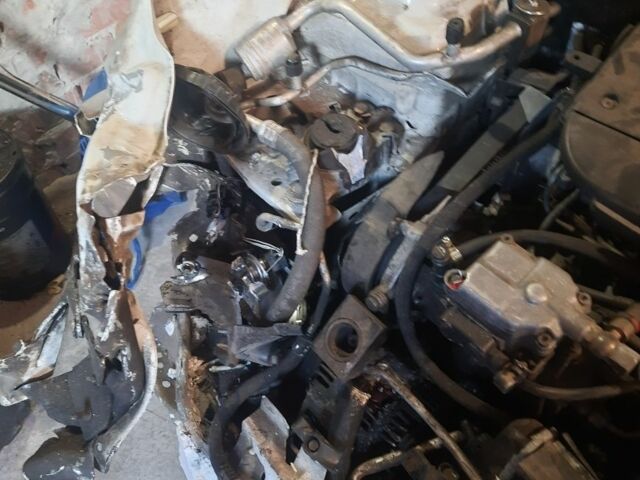 Белый Рено Кенгу Экспресс, объемом двигателя 0 л и пробегом 300 тыс. км за 1200 $, фото 12 на Automoto.ua