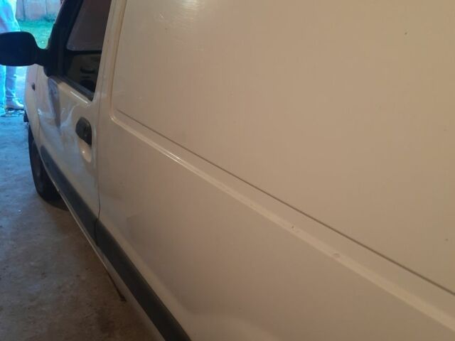 Белый Рено Кенгу Экспресс, объемом двигателя 0 л и пробегом 300 тыс. км за 1200 $, фото 16 на Automoto.ua