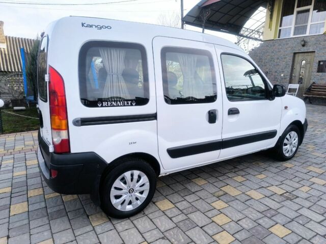 Белый Рено Кенгу Экспресс, объемом двигателя 1.9 л и пробегом 329 тыс. км за 3800 $, фото 2 на Automoto.ua