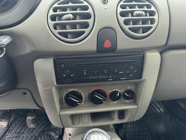 Білий Рено Кєнгу Експресс, об'ємом двигуна 1.5 л та пробігом 271 тис. км за 4000 $, фото 16 на Automoto.ua