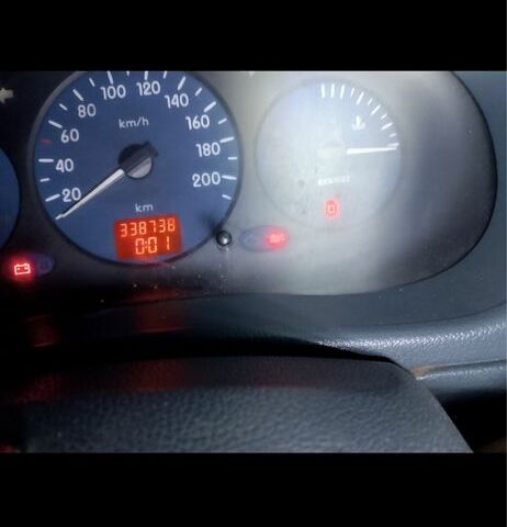 Коричневый Рено Кенгу Экспресс, объемом двигателя 1.9 л и пробегом 338 тыс. км за 2500 $, фото 4 на Automoto.ua