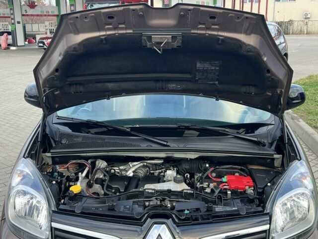 Коричневый Рено Кенгу Экспресс, объемом двигателя 1.5 л и пробегом 154 тыс. км за 13499 $, фото 19 на Automoto.ua