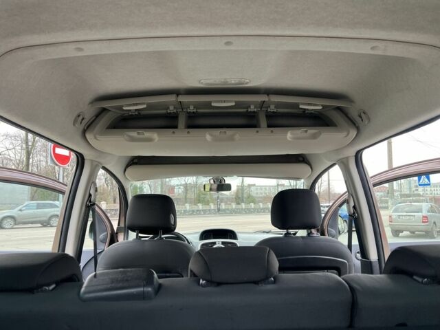 Коричневый Рено Кенгу Экспресс, объемом двигателя 1.5 л и пробегом 154 тыс. км за 13499 $, фото 17 на Automoto.ua