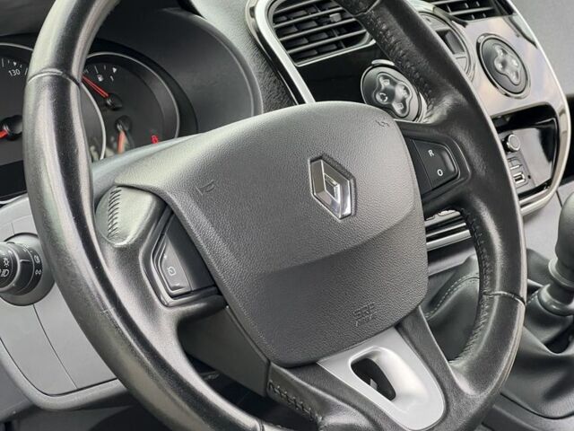 Коричневый Рено Кенгу Экспресс, объемом двигателя 1.5 л и пробегом 154 тыс. км за 13499 $, фото 14 на Automoto.ua