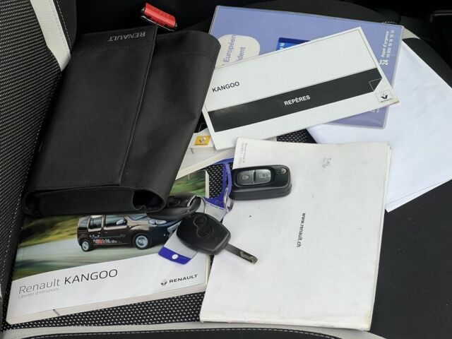 Коричневый Рено Кенгу Экспресс, объемом двигателя 1.5 л и пробегом 154 тыс. км за 13499 $, фото 20 на Automoto.ua