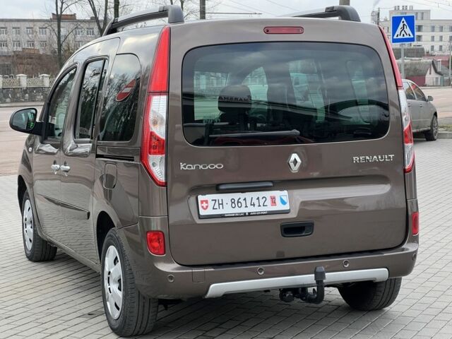 Коричневый Рено Кенгу Экспресс, объемом двигателя 1.5 л и пробегом 154 тыс. км за 13499 $, фото 2 на Automoto.ua