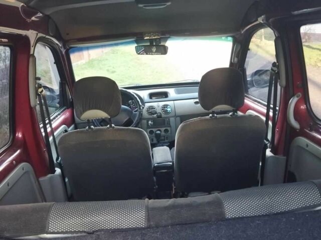 Червоний Рено Кєнгу Експресс, об'ємом двигуна 1.4 л та пробігом 250 тис. км за 4000 $, фото 2 на Automoto.ua