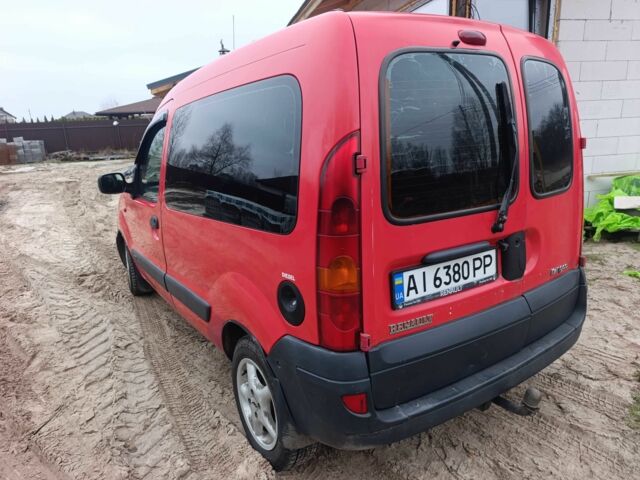 Красный Рено Кенгу Экспресс, объемом двигателя 1.5 л и пробегом 350 тыс. км за 2500 $, фото 2 на Automoto.ua