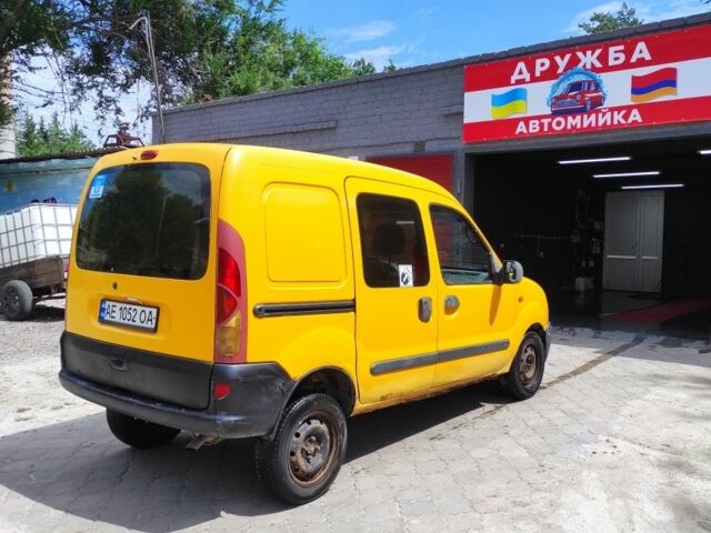 Желтый Рено Кенгу Экспресс, объемом двигателя 1.9 л и пробегом 180 тыс. км за 2200 $, фото 1 на Automoto.ua