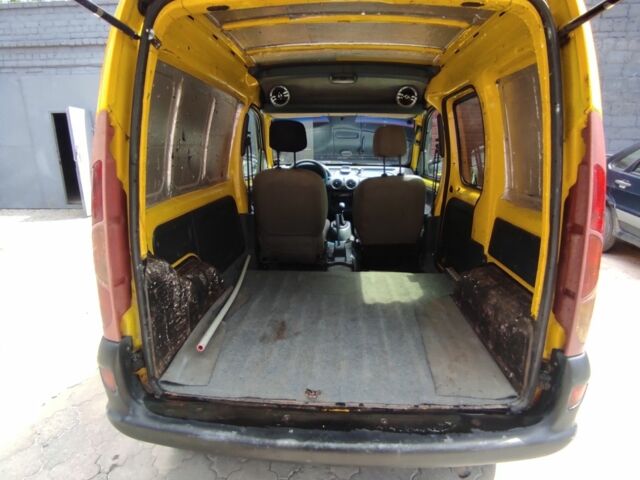 Желтый Рено Кенгу Экспресс, объемом двигателя 1.9 л и пробегом 180 тыс. км за 2200 $, фото 4 на Automoto.ua