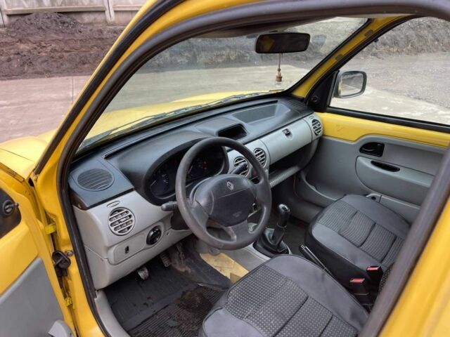 Желтый Рено Кенгу Экспресс, объемом двигателя 1.5 л и пробегом 185 тыс. км за 2350 $, фото 6 на Automoto.ua