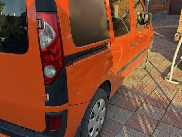 Жовтий Рено Кєнгу Експресс, об'ємом двигуна 1.5 л та пробігом 275 тис. км за 5200 $, фото 2 на Automoto.ua