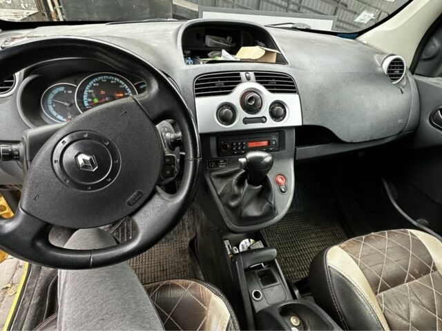 Рено Кєнгу Експресс 2013 у Ратне на Automoto.ua Жовтий Рено Кєнгу Експресс, об'ємом двигуна 0 л та пробігом 127 тис. км за 3600 $, фото 7 на Automoto.ua