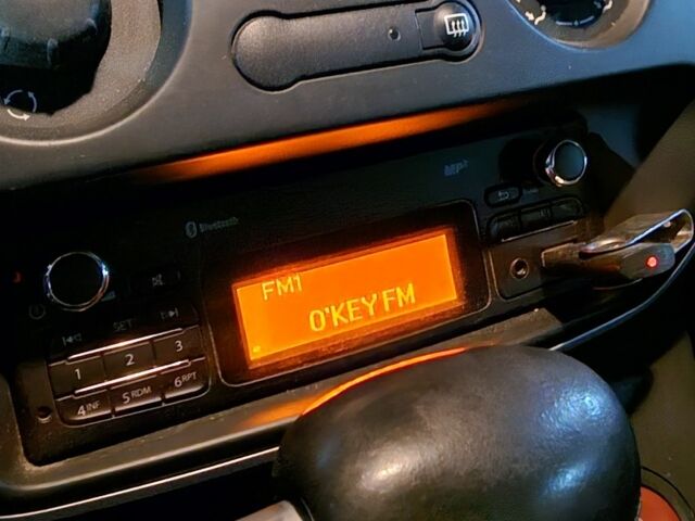 Желтый Рено Кенгу Экспресс, объемом двигателя 0 л и пробегом 90 тыс. км за 6800 $, фото 6 на Automoto.ua