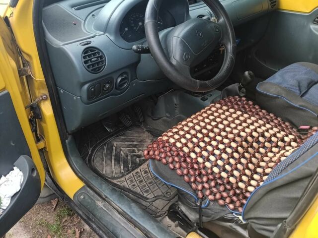 Рено Кенгу Экспресс 1998 в Житомире на Automoto.ua Желтый Рено Кенгу Экспресс, объемом двигателя 1.4 л и пробегом 233 тыс. км за 2193 $, фото 3 на Automoto.ua
