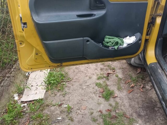 Рено Кенгу Экспресс 1998 в Житомире на Automoto.ua Желтый Рено Кенгу Экспресс, объемом двигателя 1.4 л и пробегом 233 тыс. км за 2193 $, фото 2 на Automoto.ua