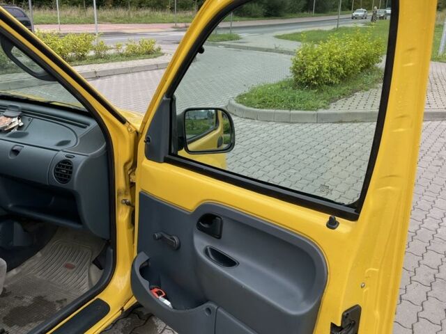 Жовтий Рено Кєнгу Експресс, об'ємом двигуна 1.9 л та пробігом 228 тис. км за 1900 $, фото 11 на Automoto.ua