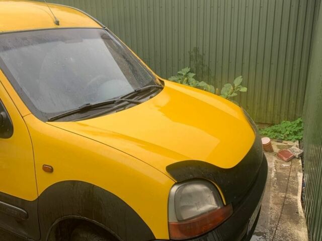 Желтый Рено Кенгу Экспресс, объемом двигателя 1.9 л и пробегом 206 тыс. км за 3100 $, фото 4 на Automoto.ua